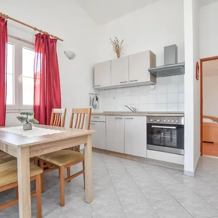 Anita Apartment